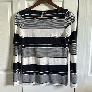 Banana Republic strip top